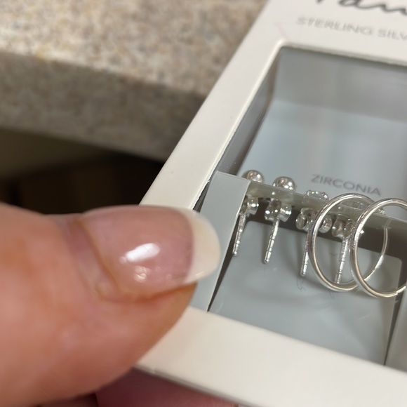 Sterling Silver & Zirconia Earrings - Picture 9 of 10